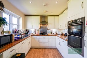 Photo 23- click for photo gallery